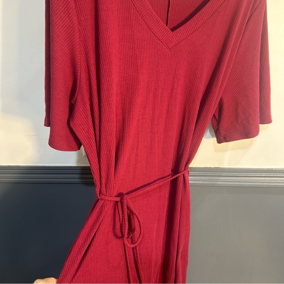 Chic Soul Shirt Dress in Burgundy with Tie Plus Size - Picture 10 of 12